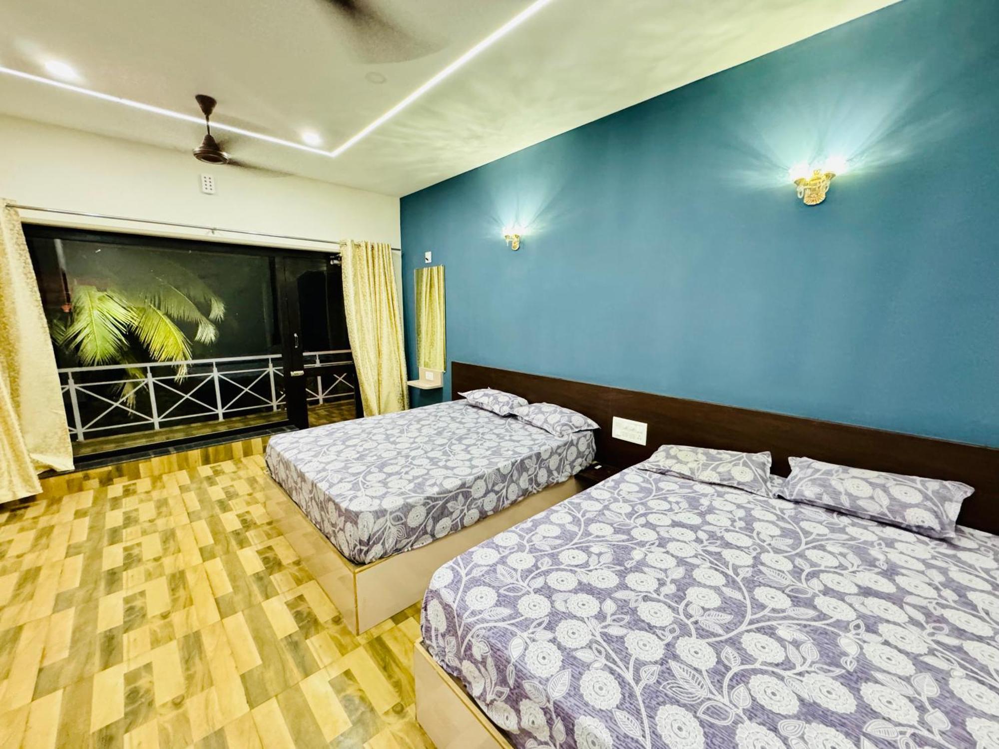 The Glasswater By The Backwater Homestay Kalyānpur Exteriör bild